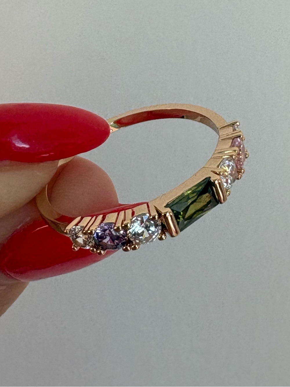Olive & Piper Vale Ring, Size 8.